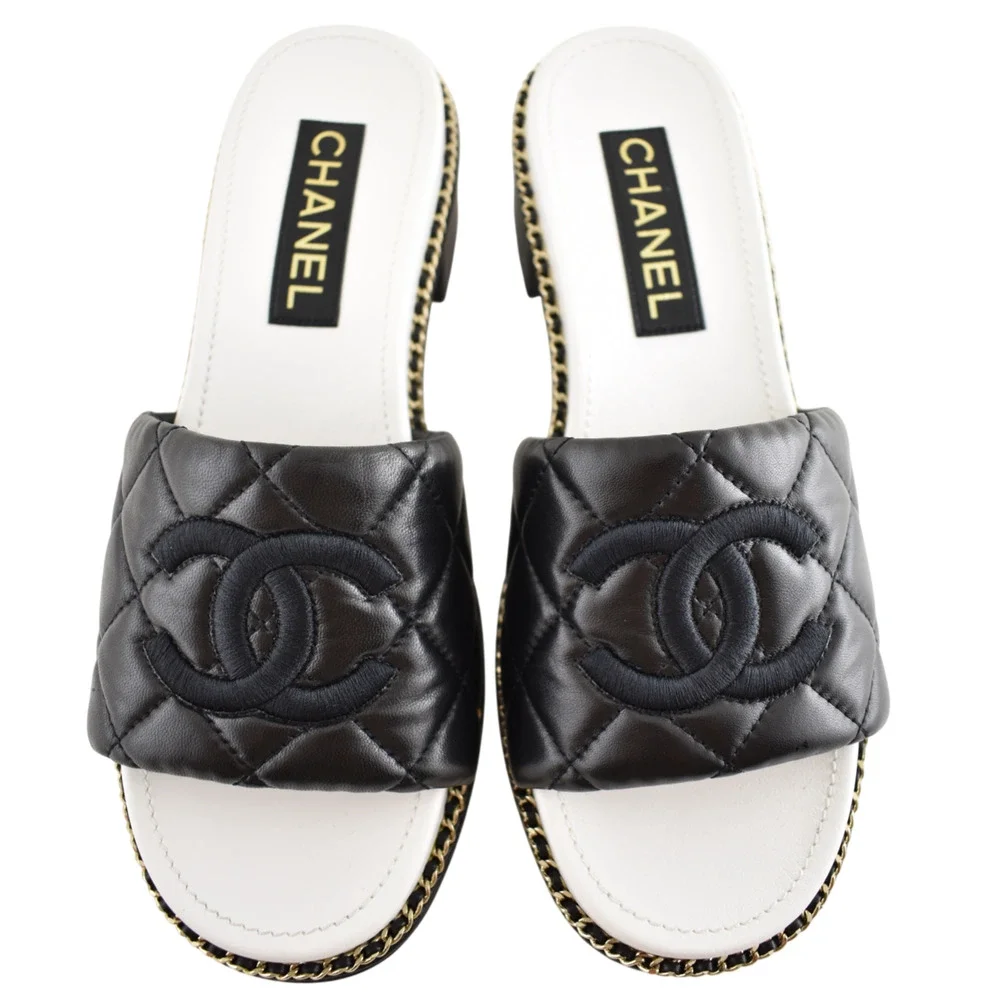 Chanel 25P Black Quilted Leather Chain CC Logo Mule Slide Sandal Block Heel 40